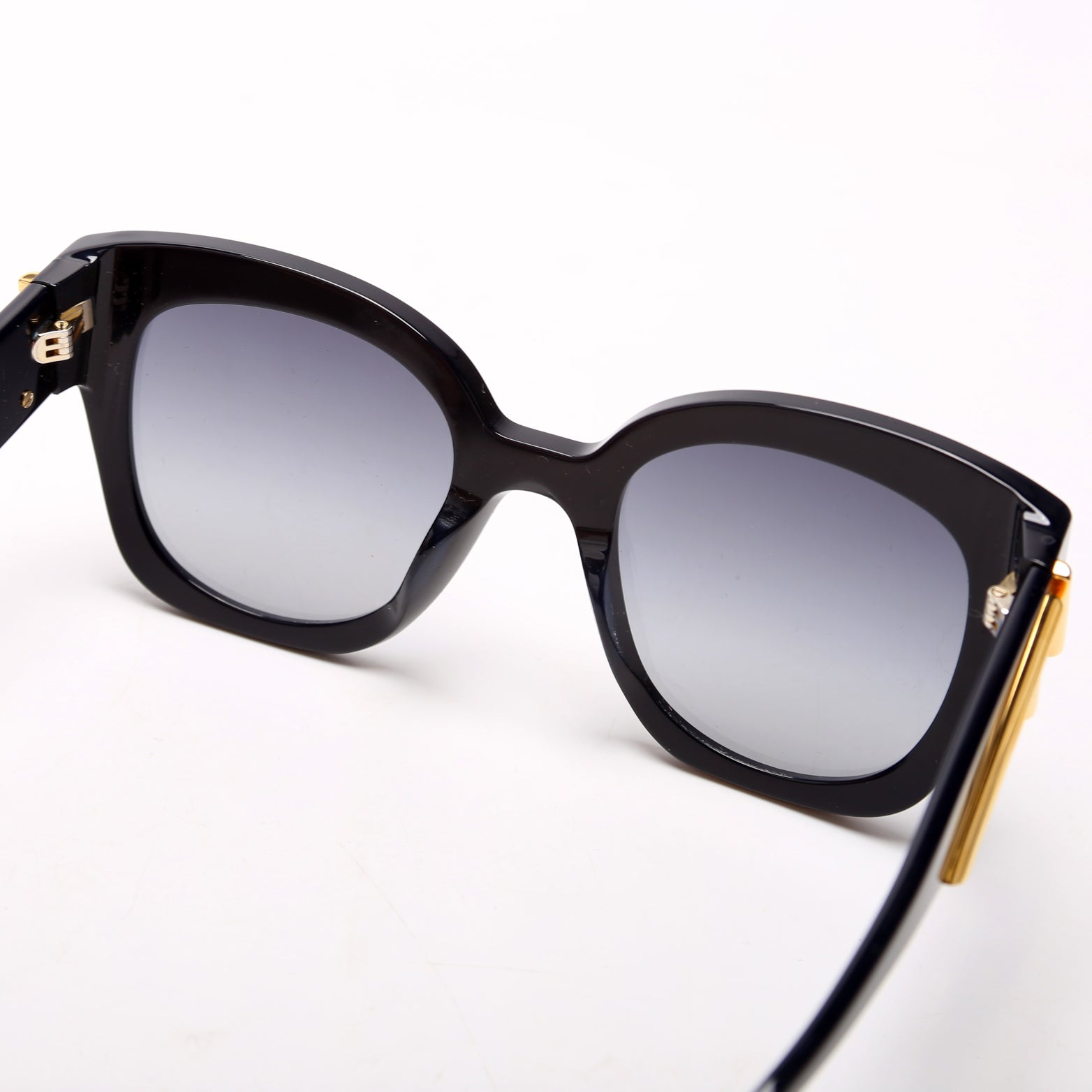FE40098i Square Sunglasses Black