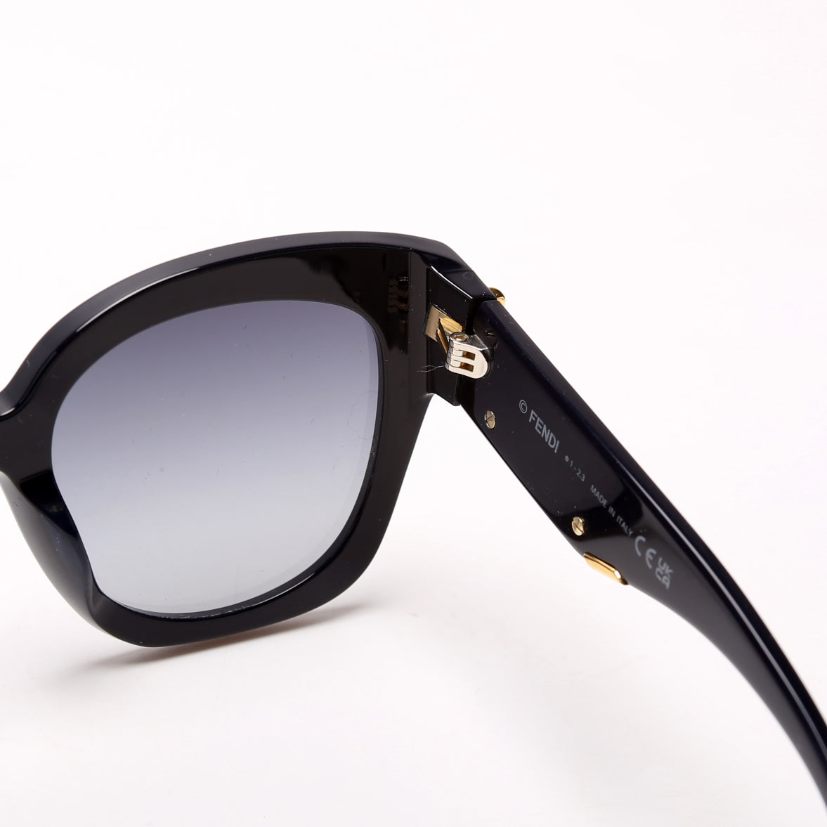 FE40098i Square Sunglasses Black