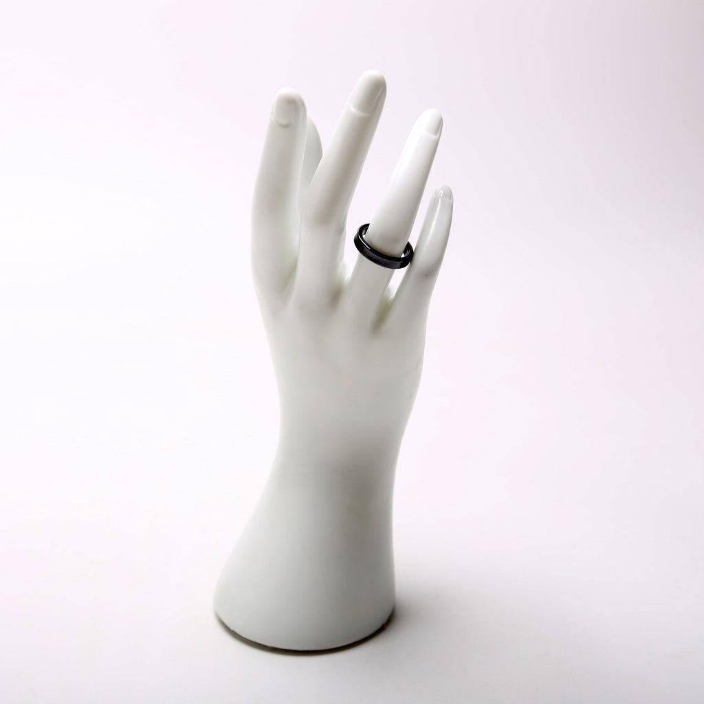 1837 Narrow Titanium Ring Size 6 Black