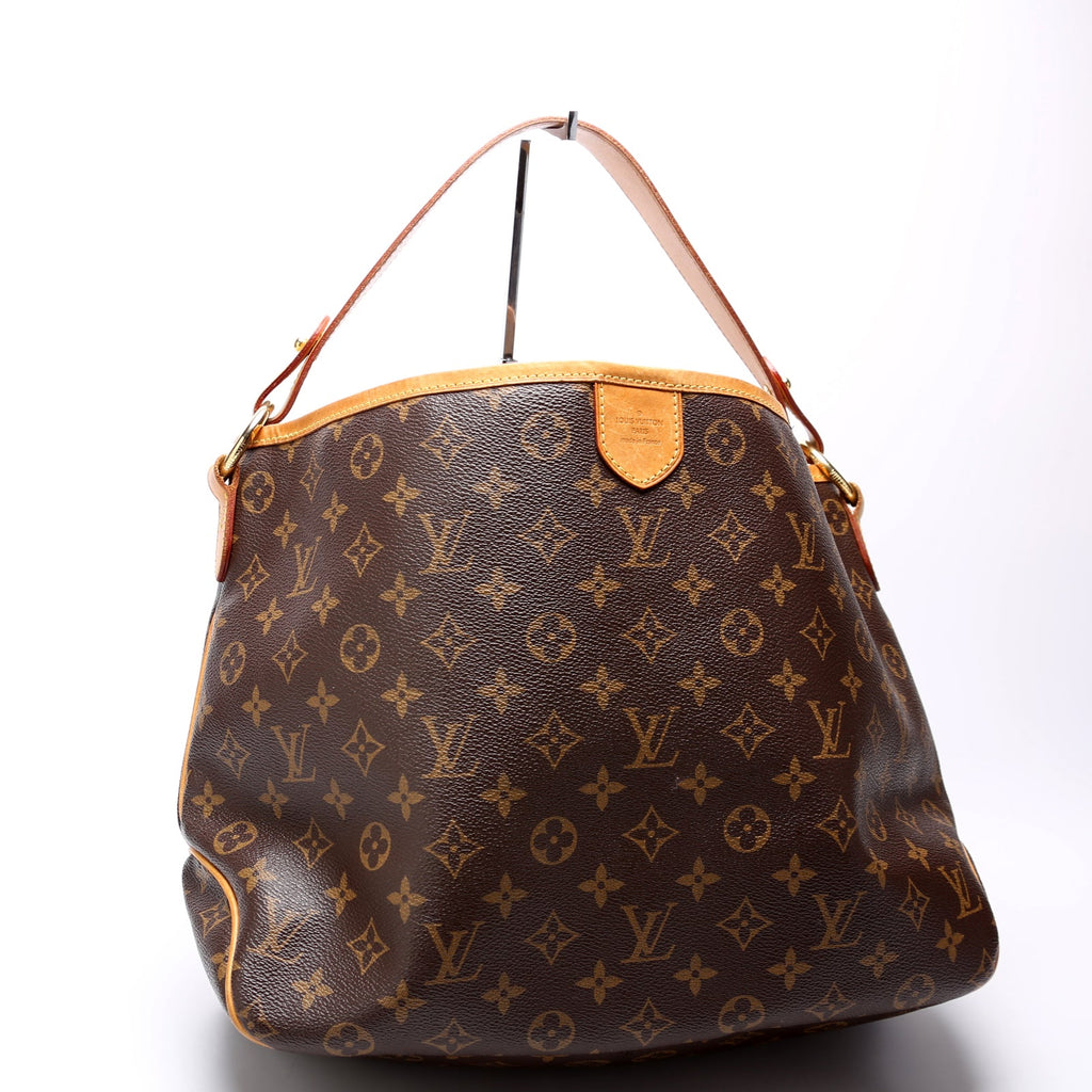 Delightful PM Monogram