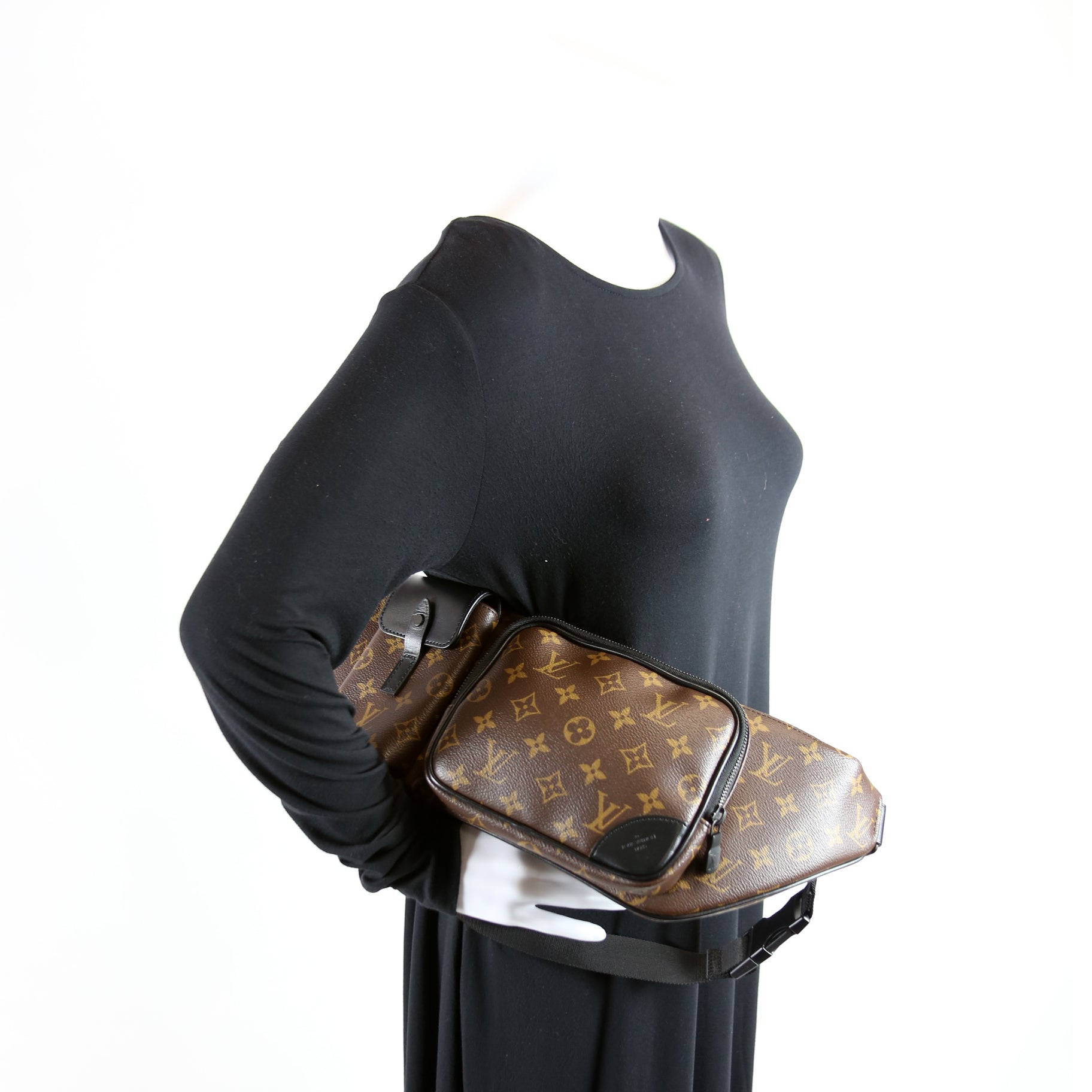 Christopher Bumbag Monogram Macassar