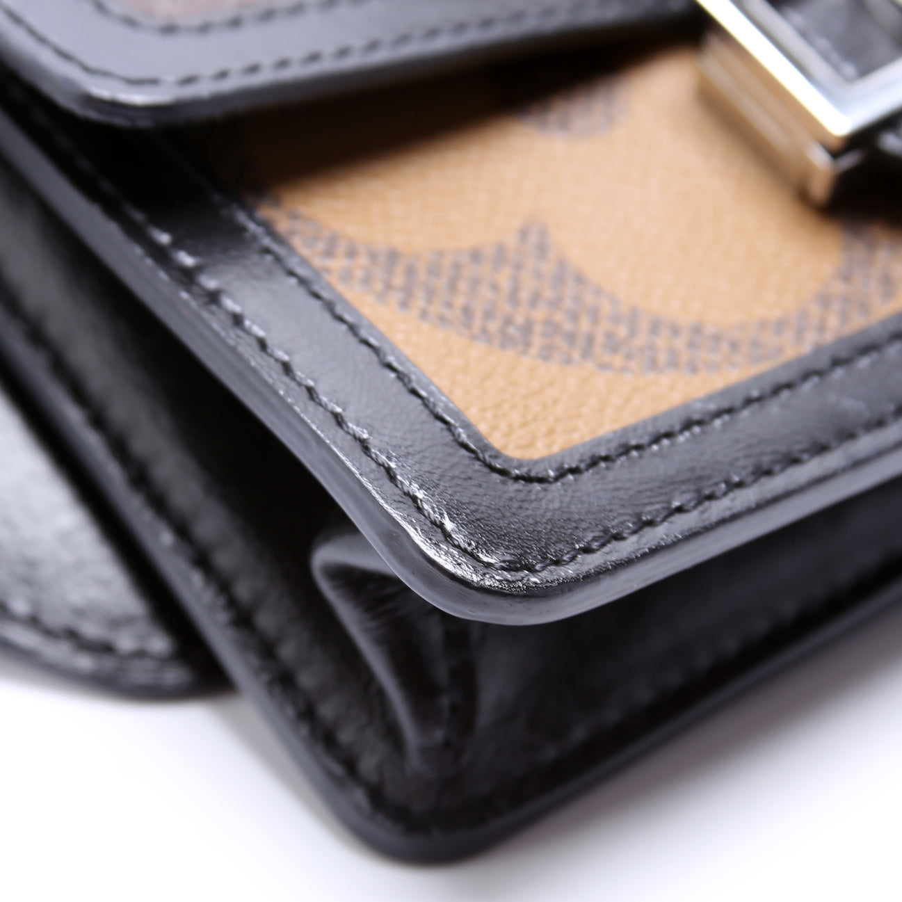 Dauphine Bumbag Giant Reverse Monogram