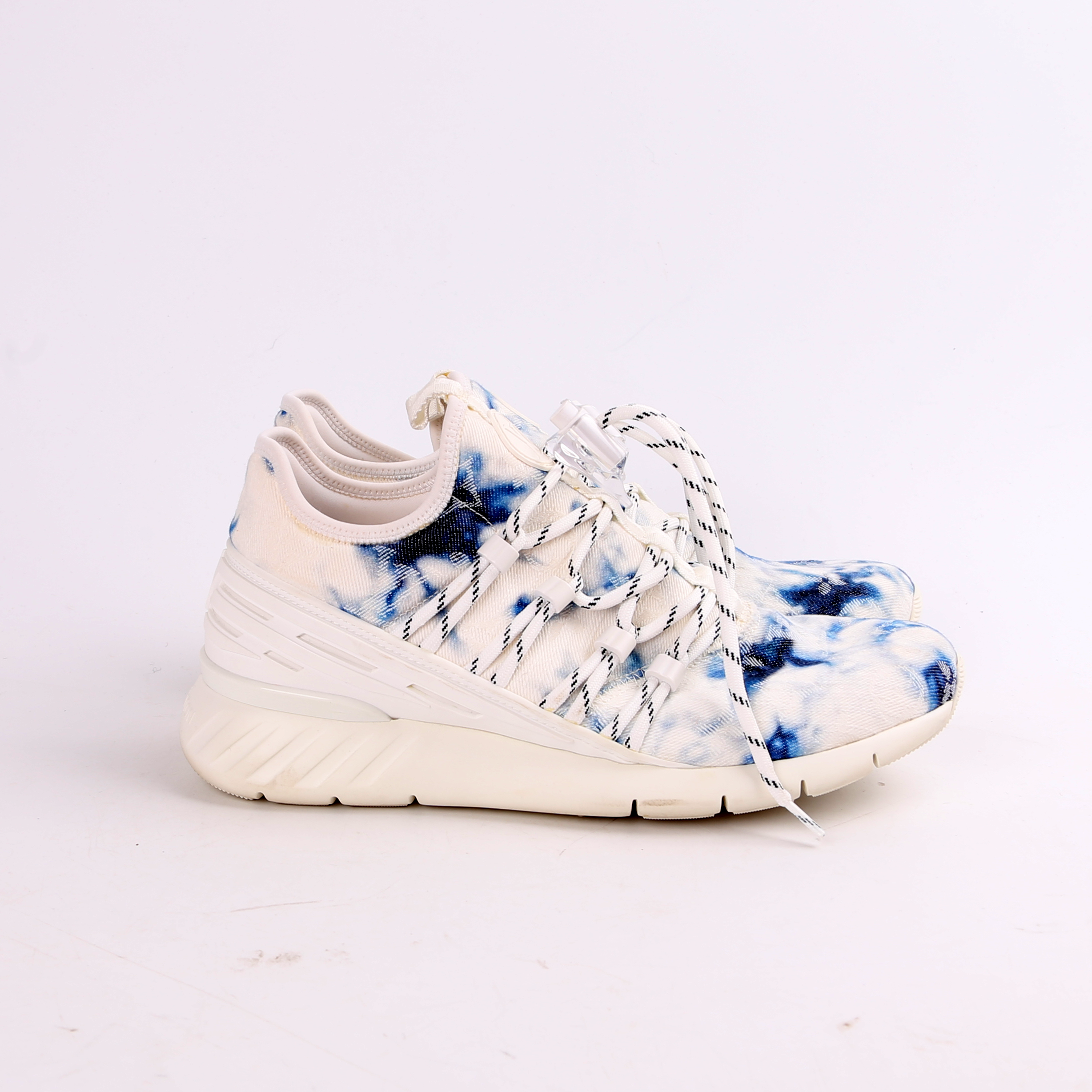 Fastlane Sneakers Size 35