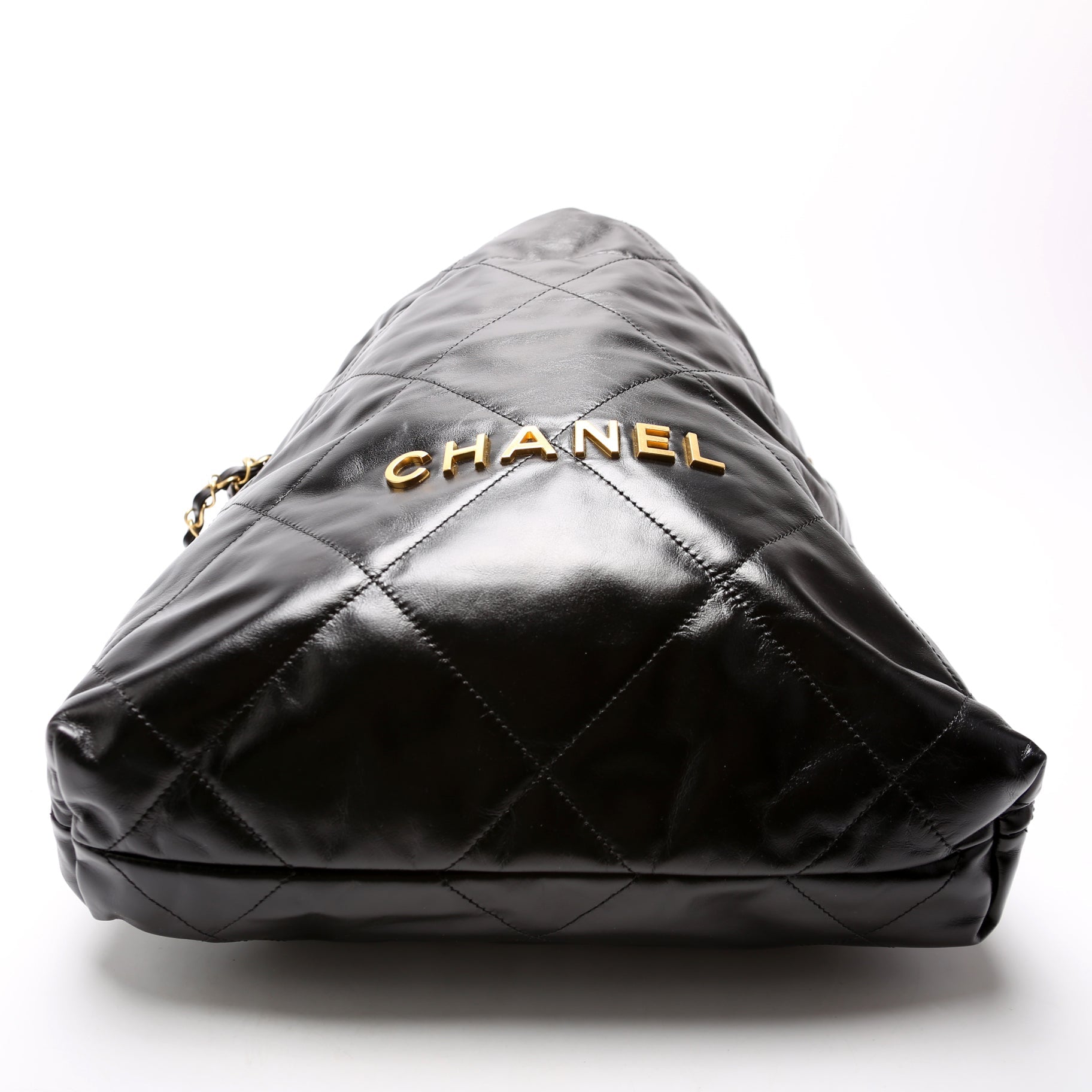 Chanel 22 Quilted Medium Hobo RFID Black