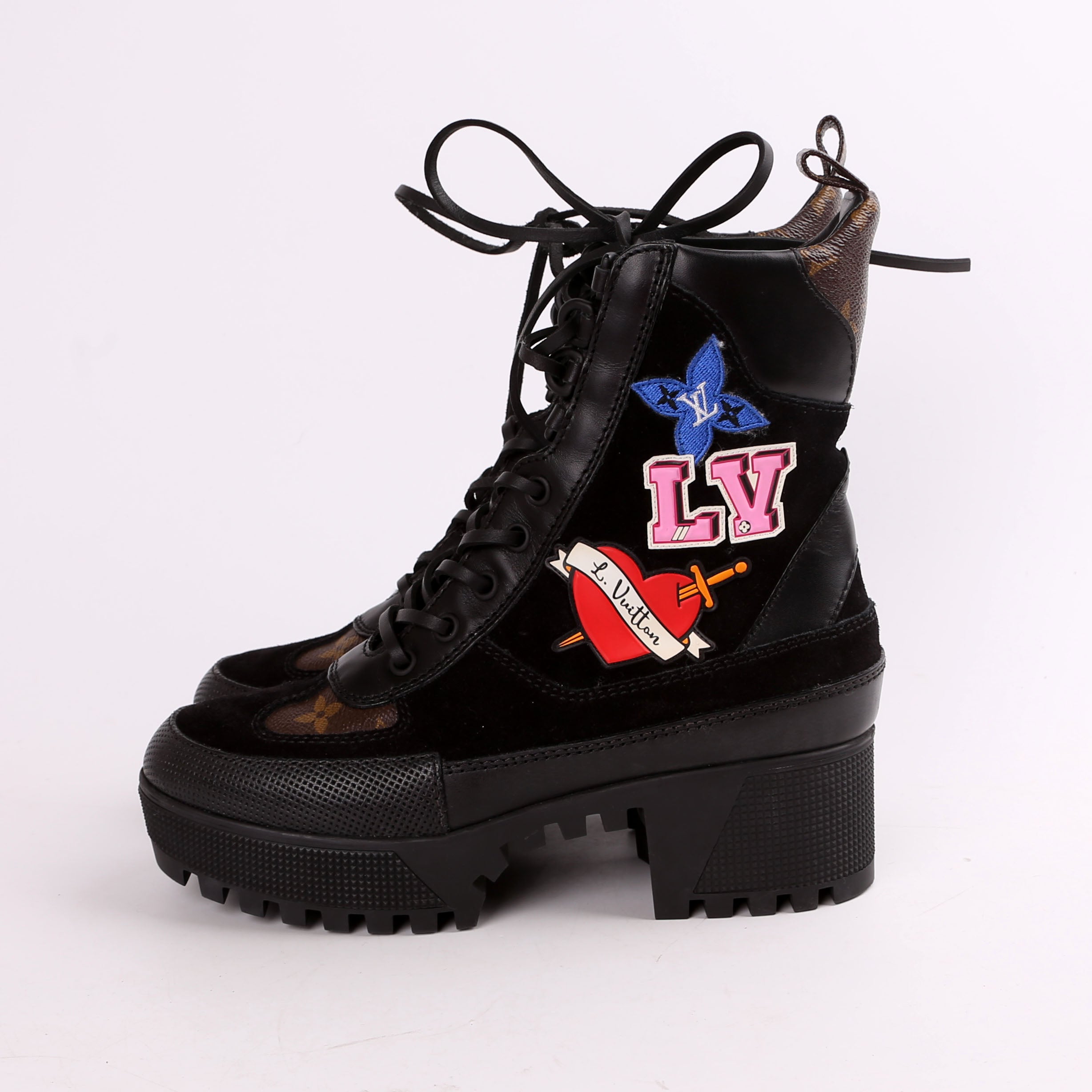 Heart Laureate Platform Desert Boots Size 36