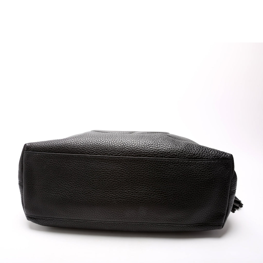 536196 Soho Chain Tote Newer Black