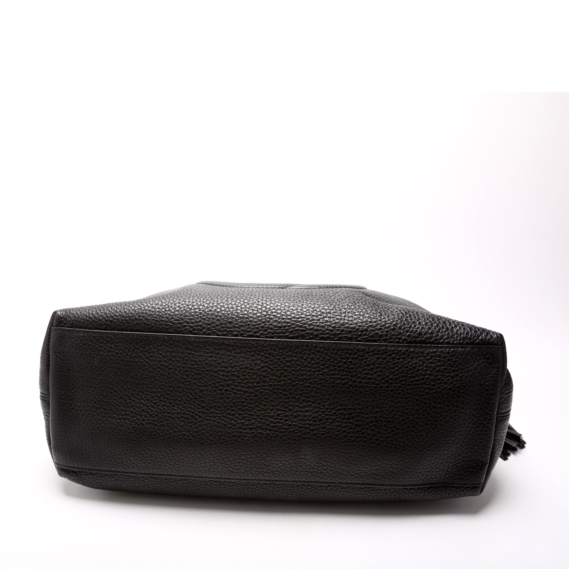 536196 Soho Chain Tote Newer Black