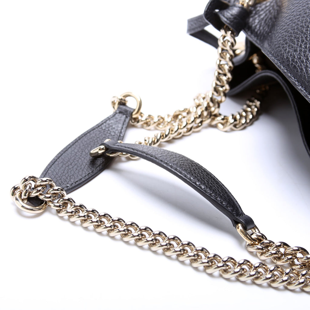 536196 Soho Chain Tote Newer Black