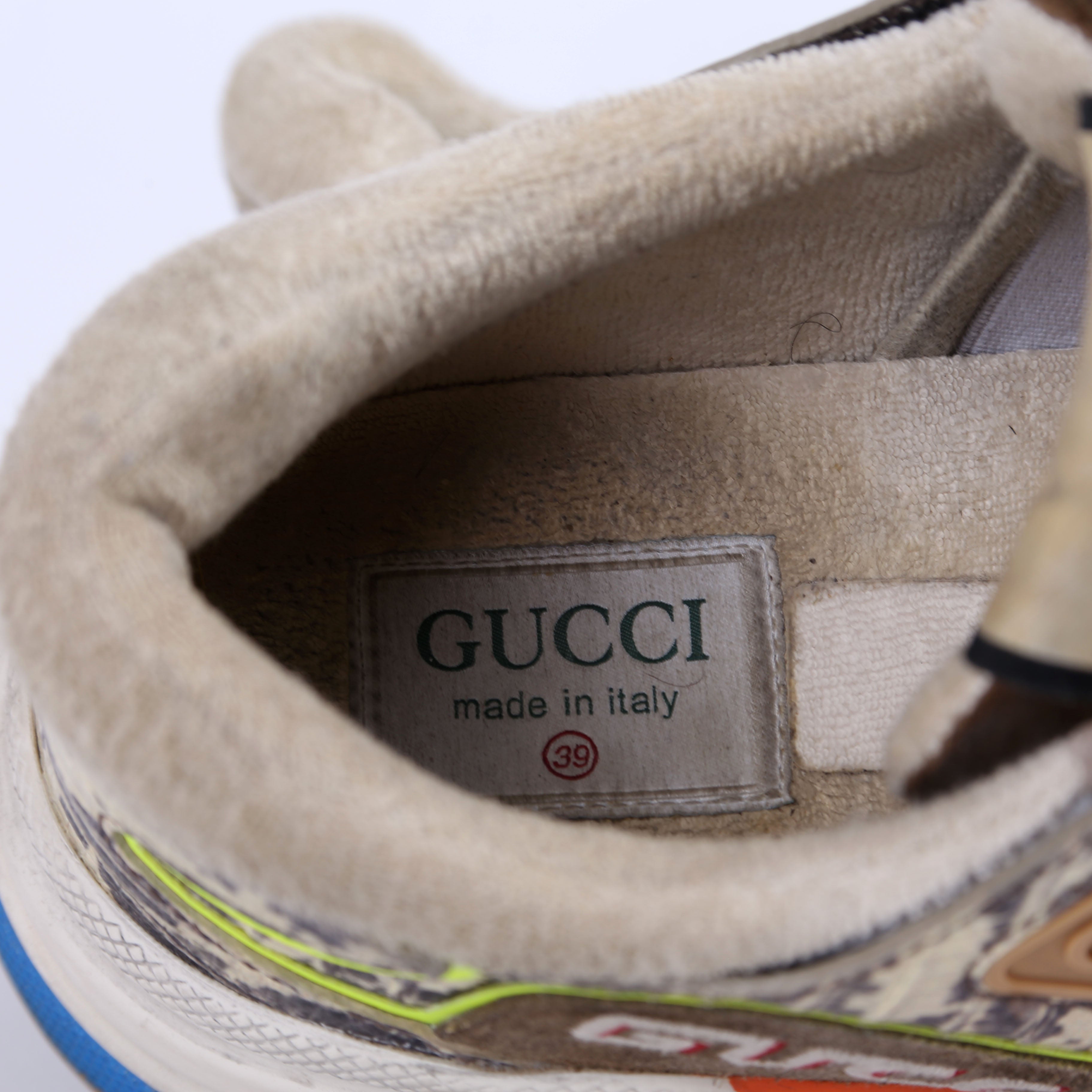 Gucci Ultrapace Sneakers Size 39