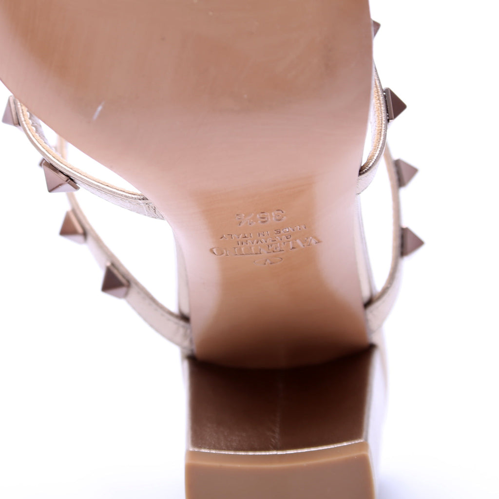Rockstud Caged Sandals Size 36.5 Gold