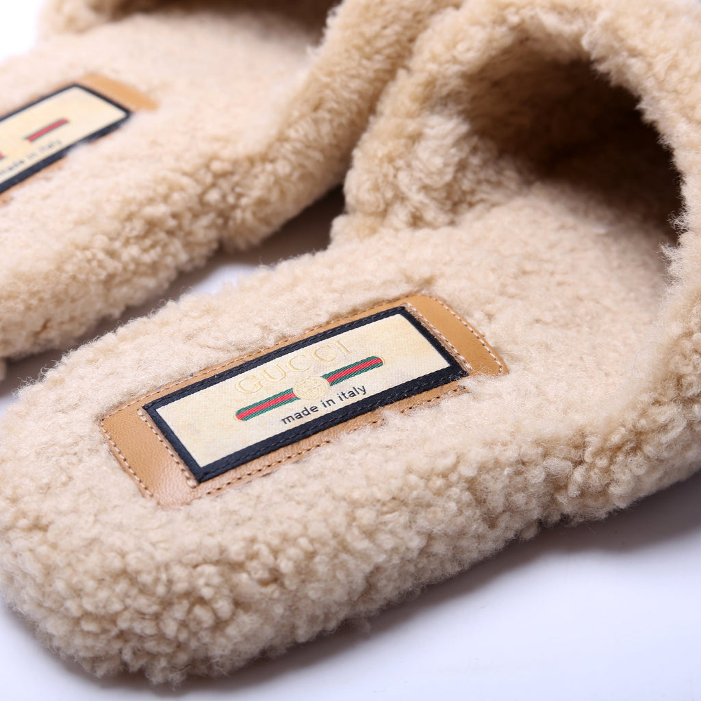 Shearling Slippers Size 38 Tan