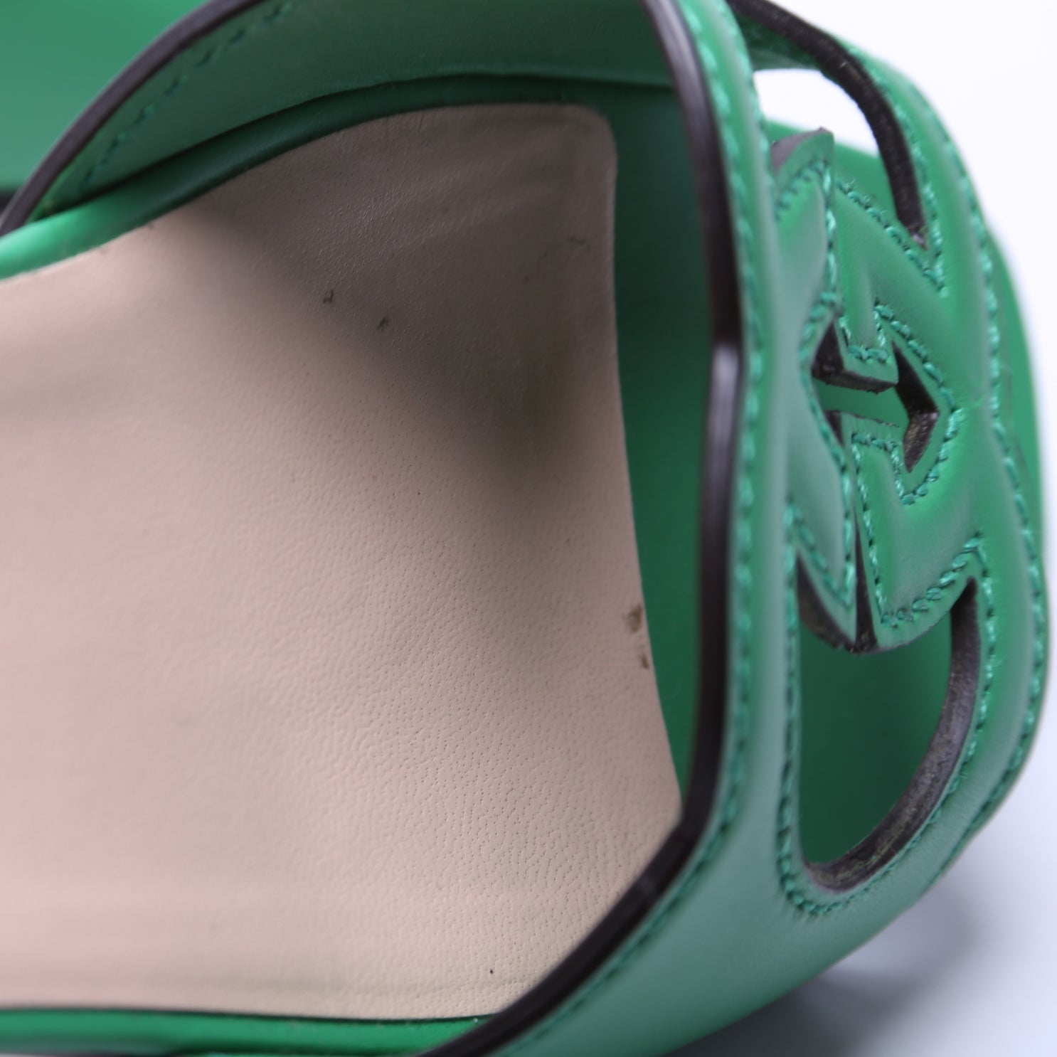 Cutout Slides Size 38 Green