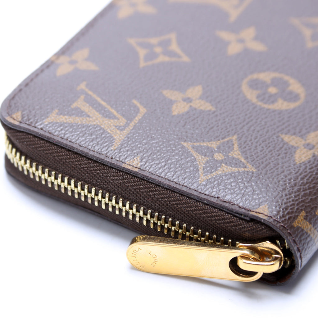 Zippy Wallet Monogram