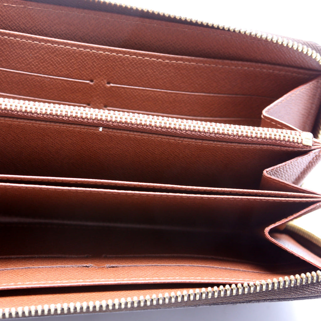 Zippy Wallet Monogram
