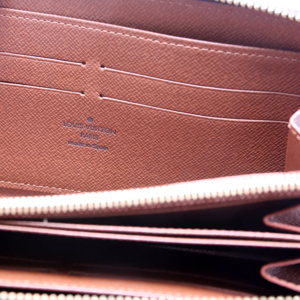 Zippy Wallet Monogram