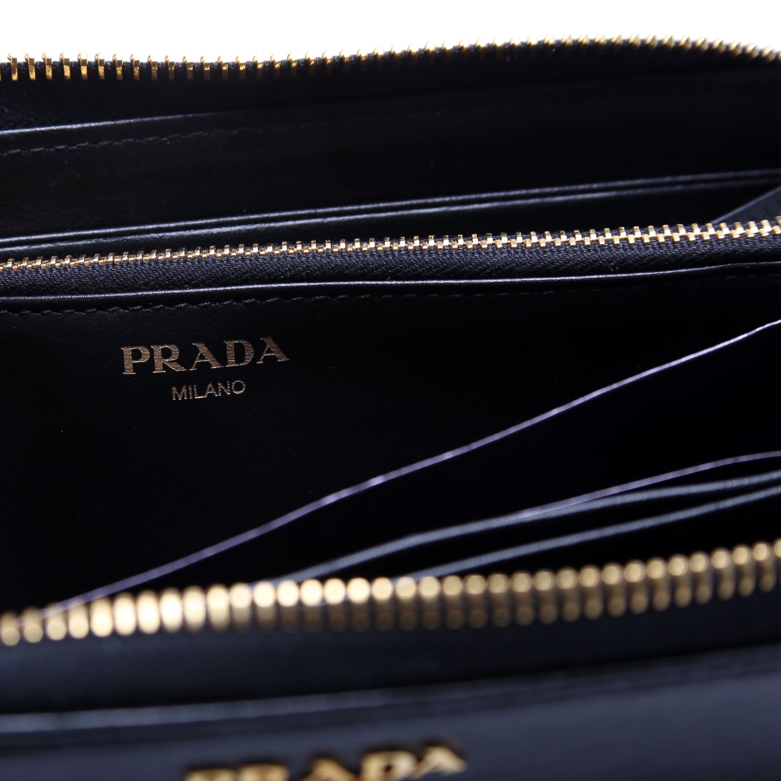 1ML506 Vitello Move Zip Around Long Wallet Black