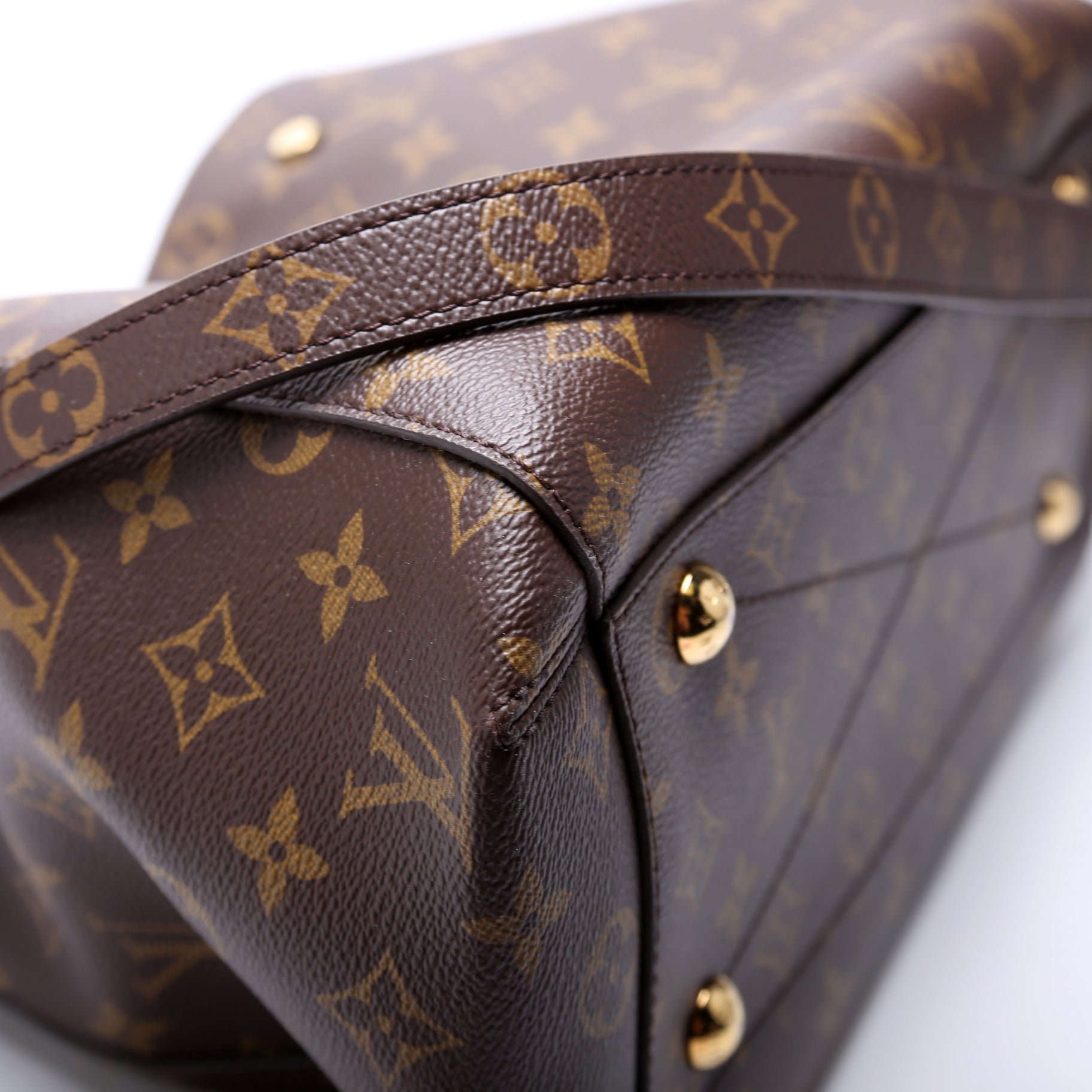 Montaigne MM Monogram