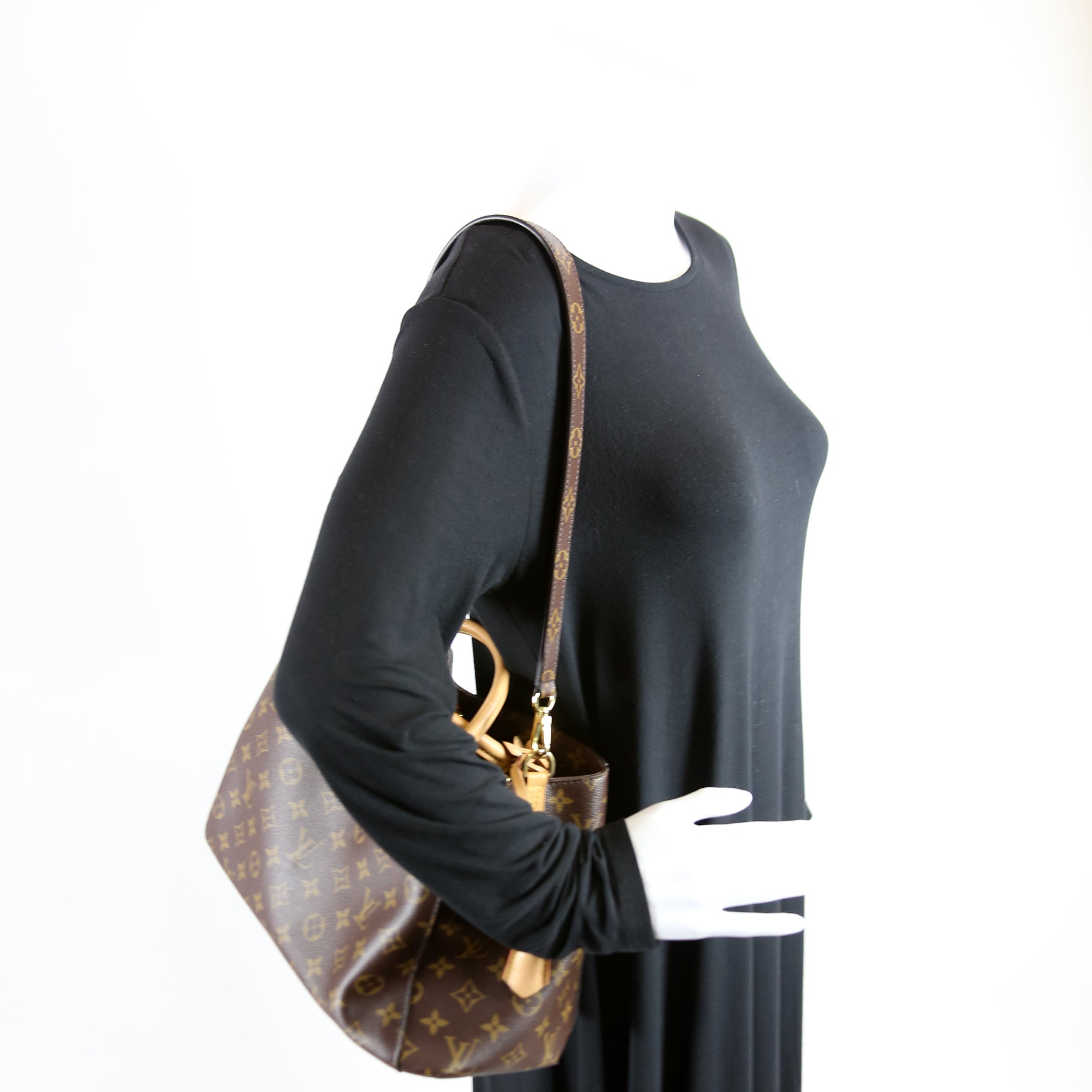 Montaigne MM Monogram