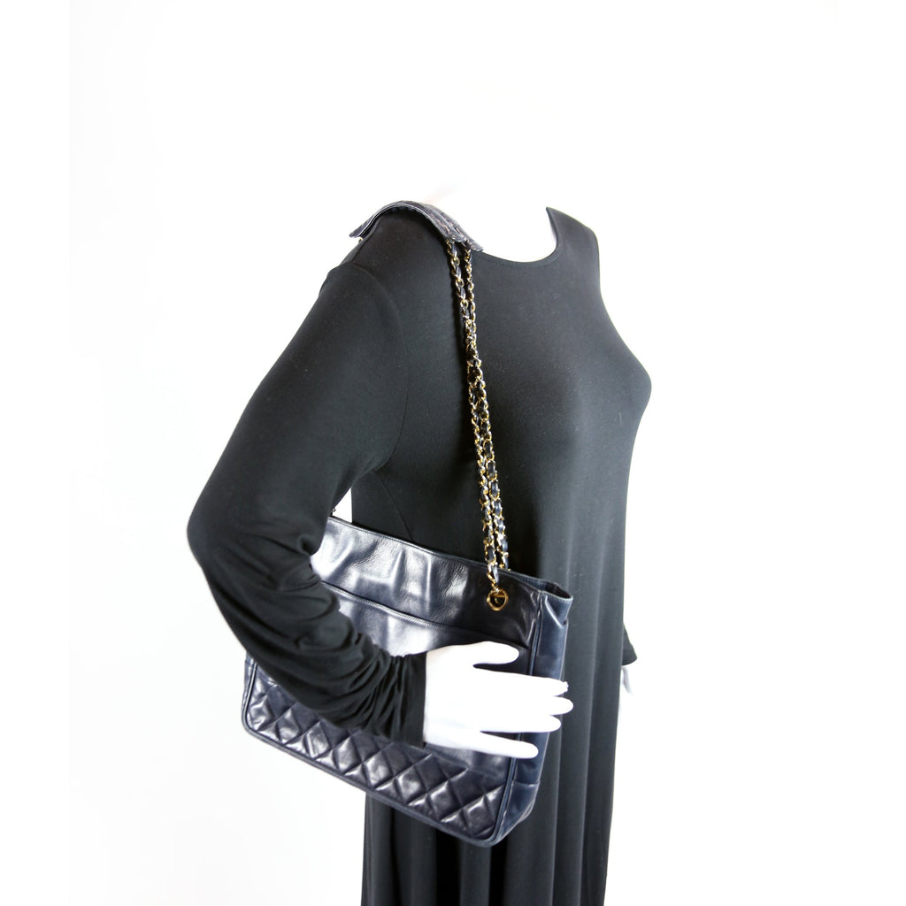 Vintage Shoulder Bag Lambskin Navy