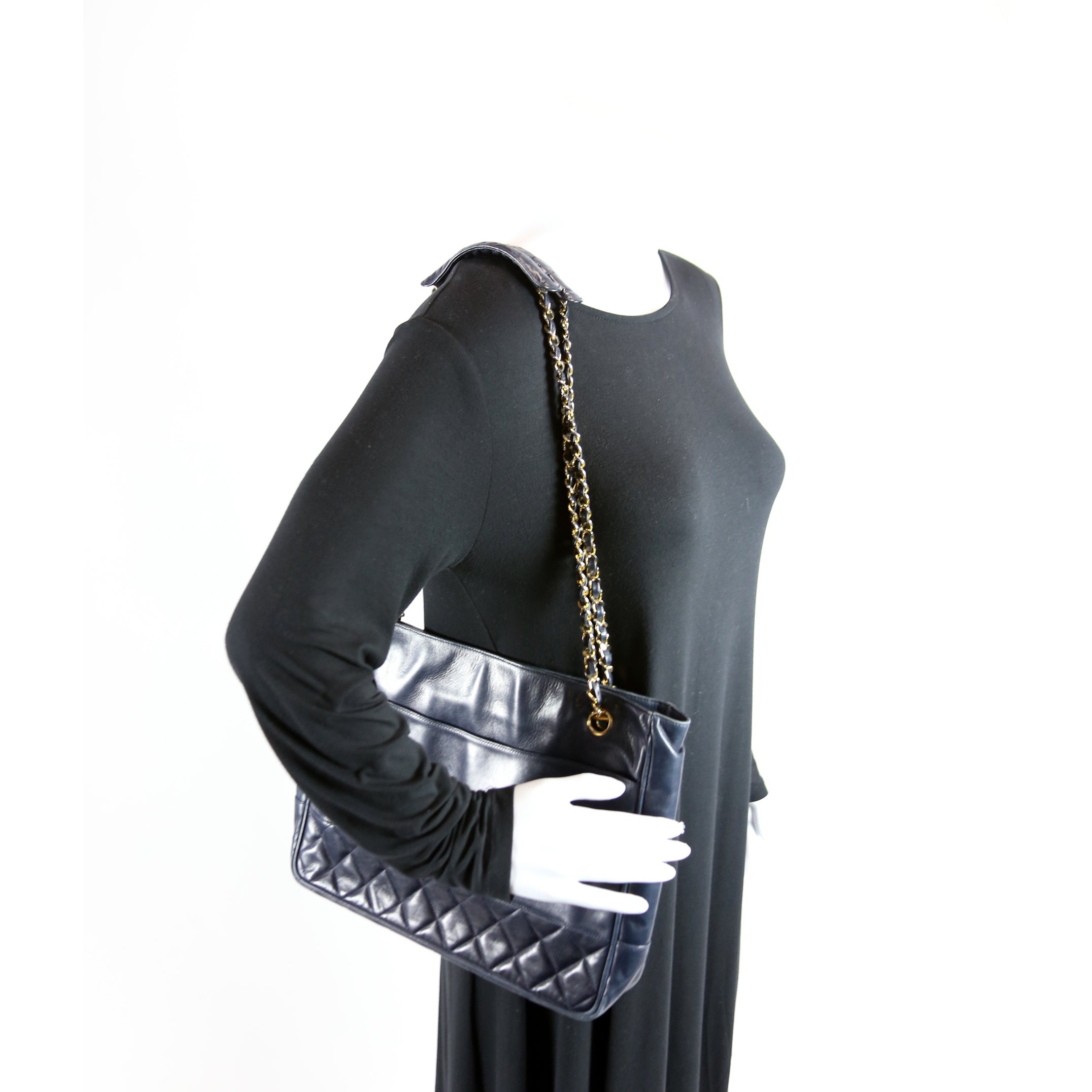 Vintage Shoulder Bag Lambskin Navy