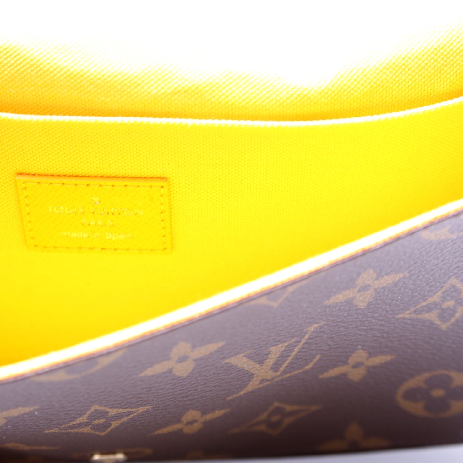 Pochette Felicie 2022 Christmas Animation Monogram Multicolor