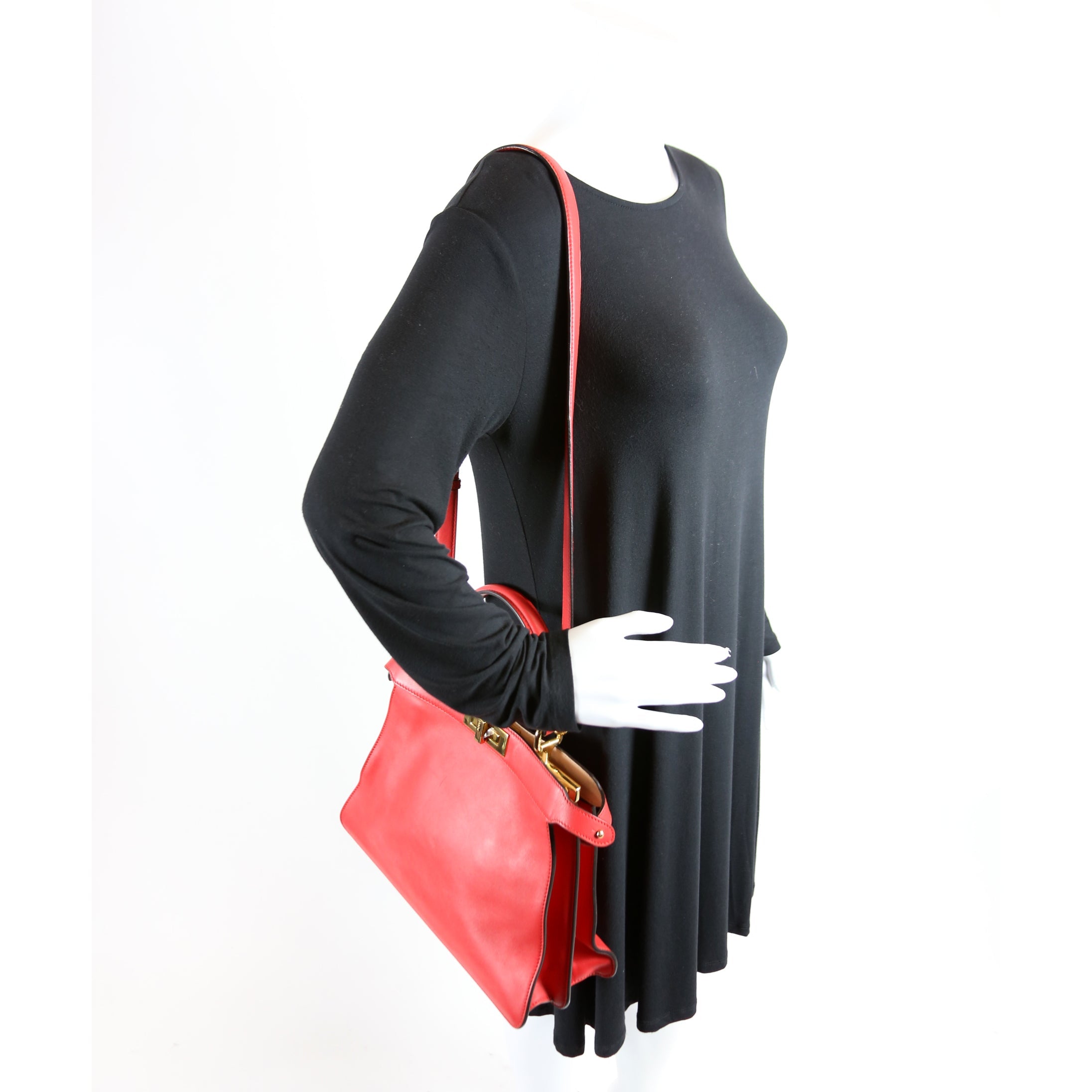 Fendi Peekaboo Iseeu Medium Vitello Leather Red