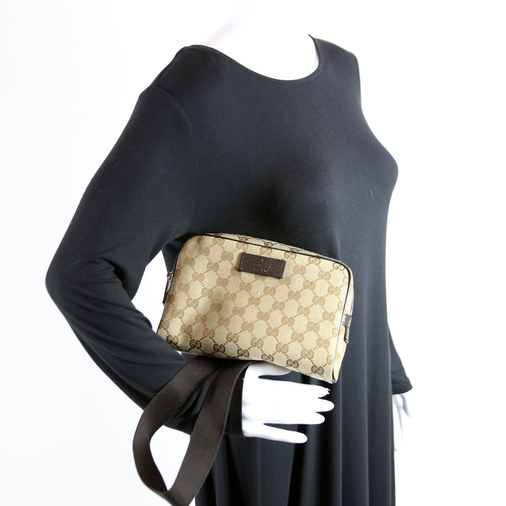 449174 GG Canvas Belt Bag Brown