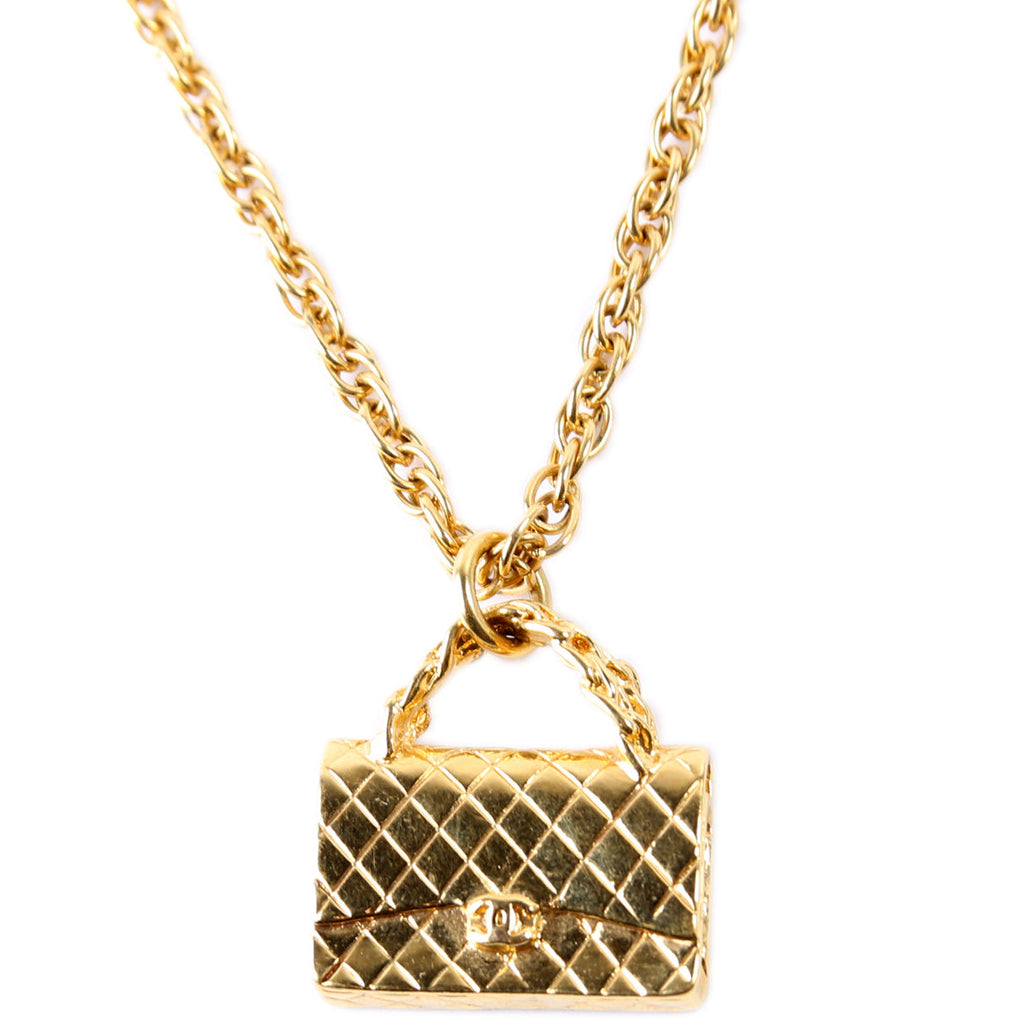 Classic Flap Choker Vintage Necklace Gold