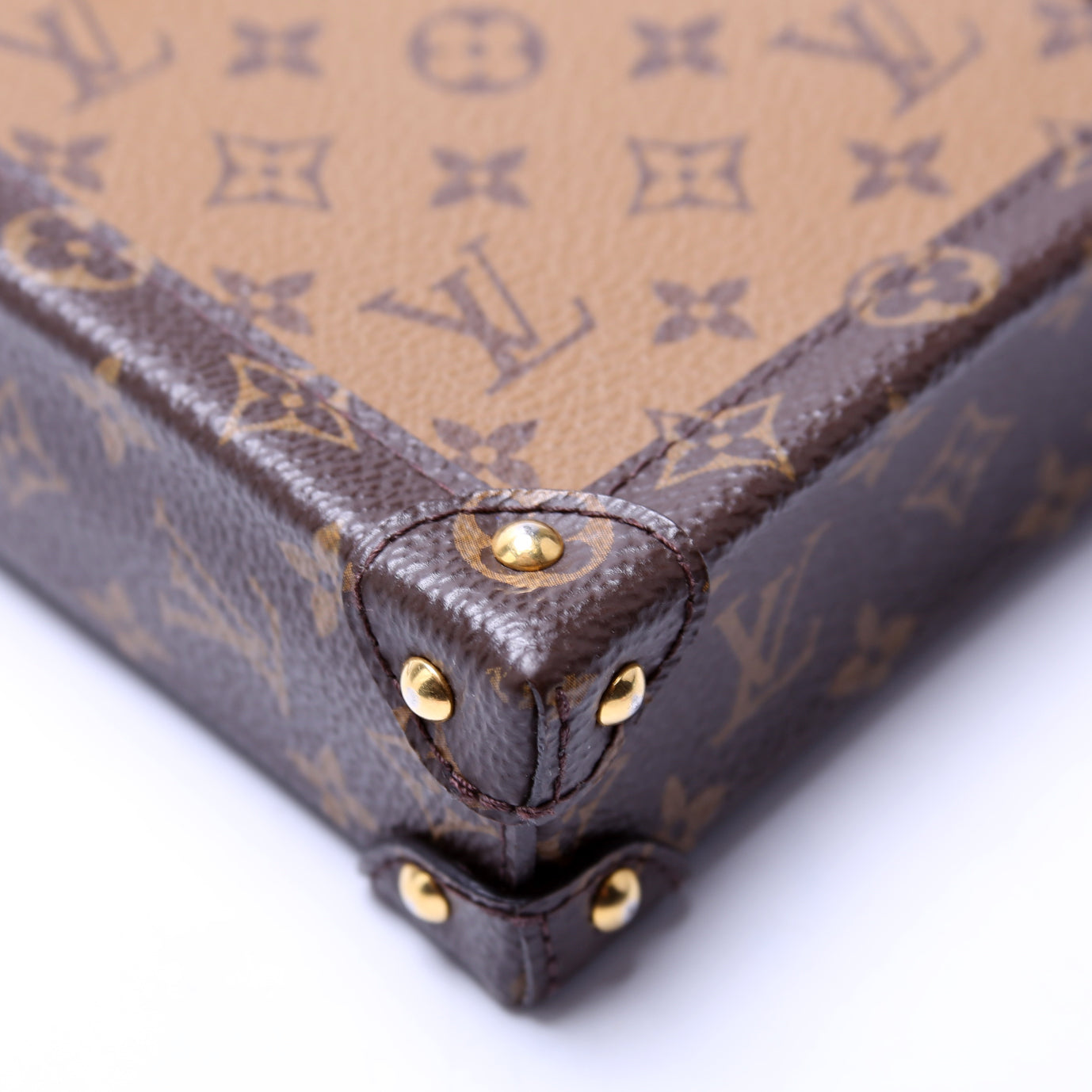 Pochette Trunk Vertical Reversed Monogram