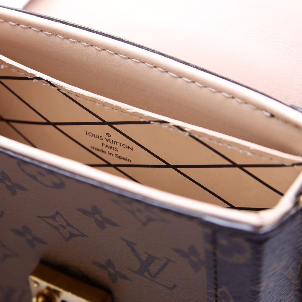 Pochette Trunk Vertical Reversed Monogram