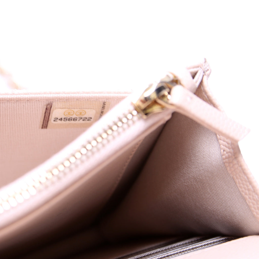 WOC Golden Class Quilted Caviar 24M Beige