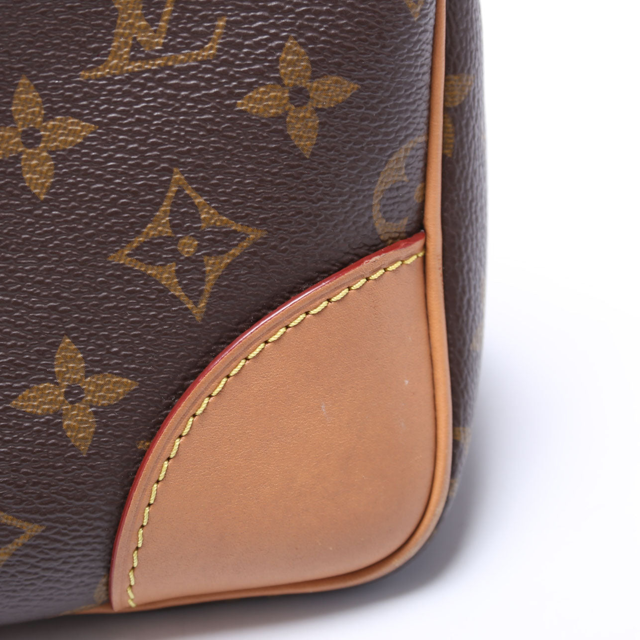 Odeon NM MM Monogram