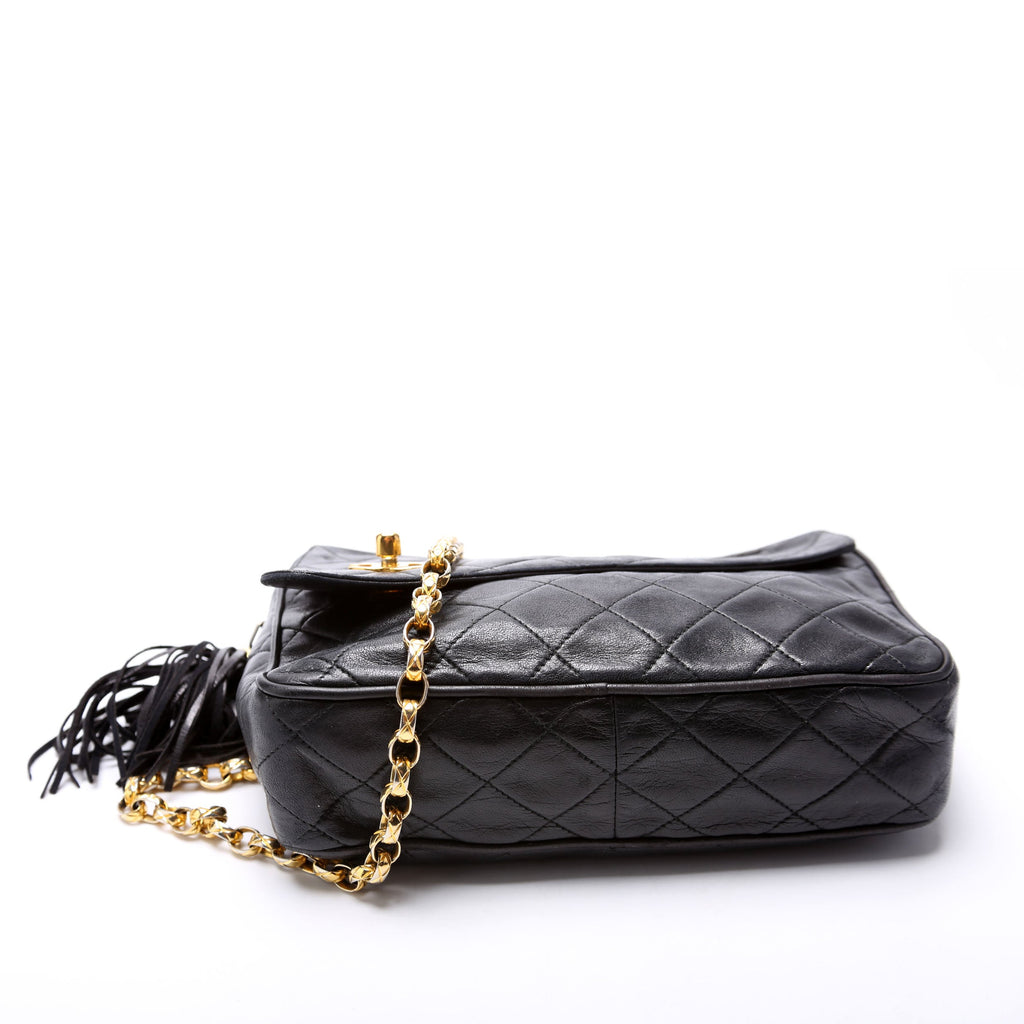 CC Diagonal Flap Tassel Camera Vintage Black