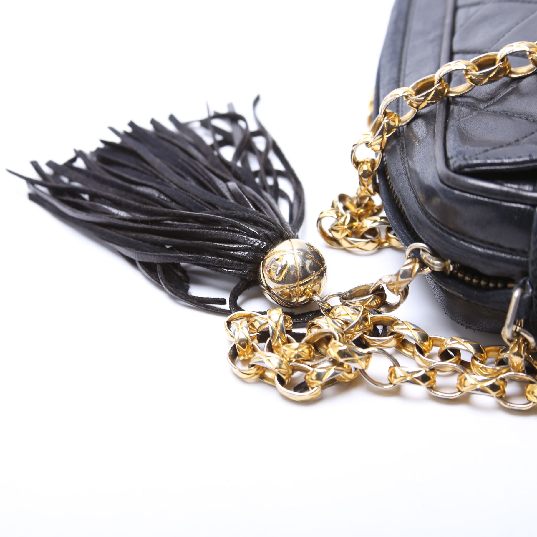 CC Diagonal Flap Tassel Camera Vintage Black