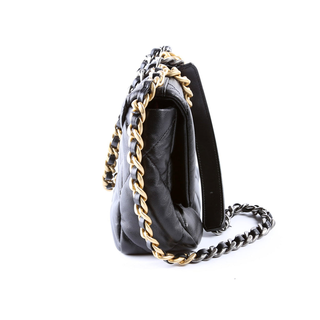 Quilted Goatskin 19 Medium Flap 30M Black