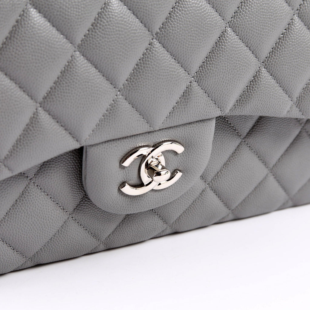 Classic Flap Jumbo Caviar 24M Grey