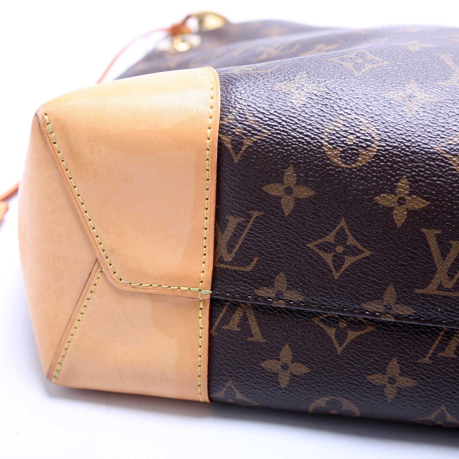 Berri MM Monogram