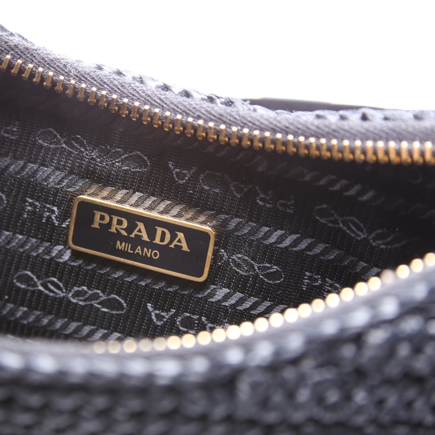 1BH204 Raffia Re-Edition 2005 Shoulder Bag