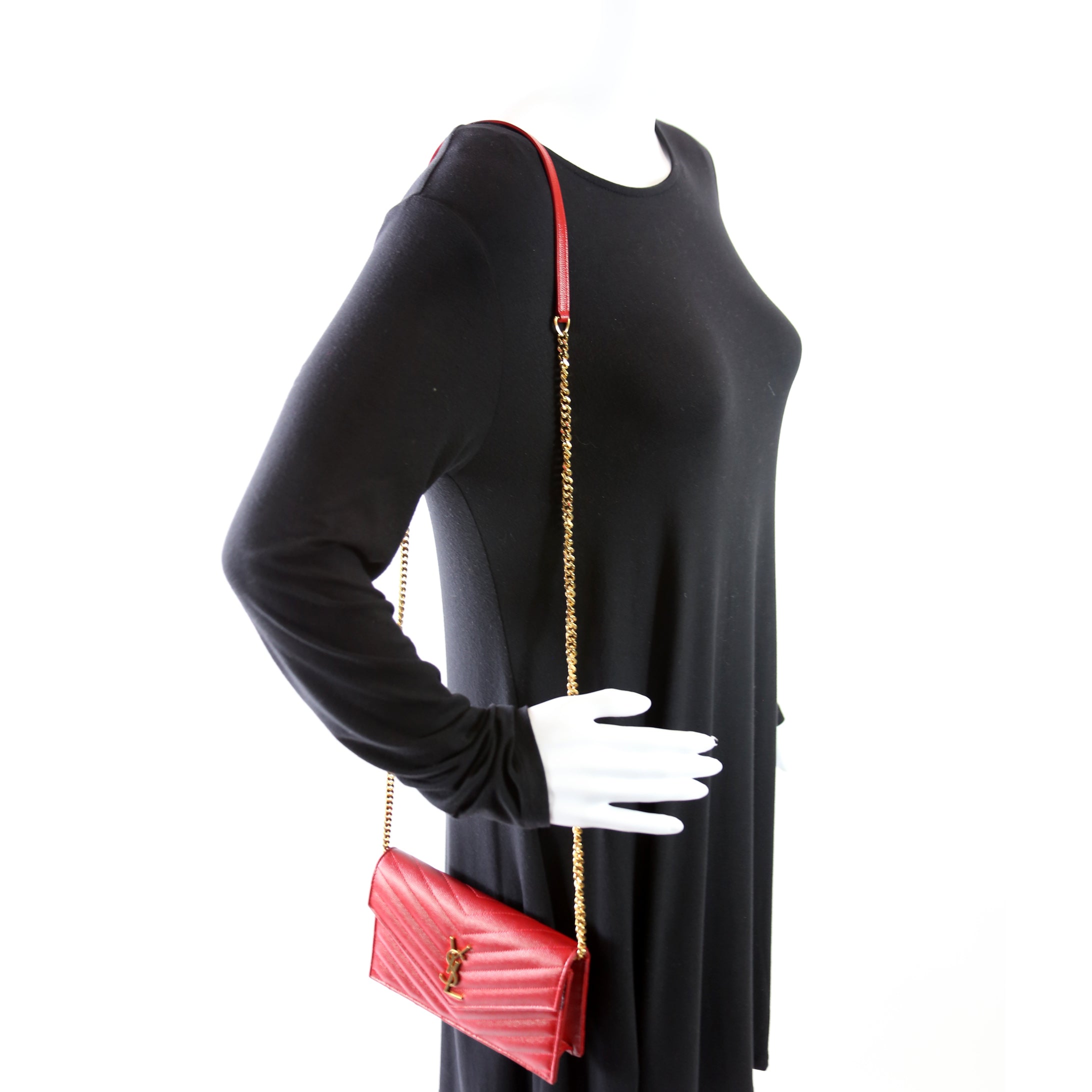 Envelope Chain Wallet Red