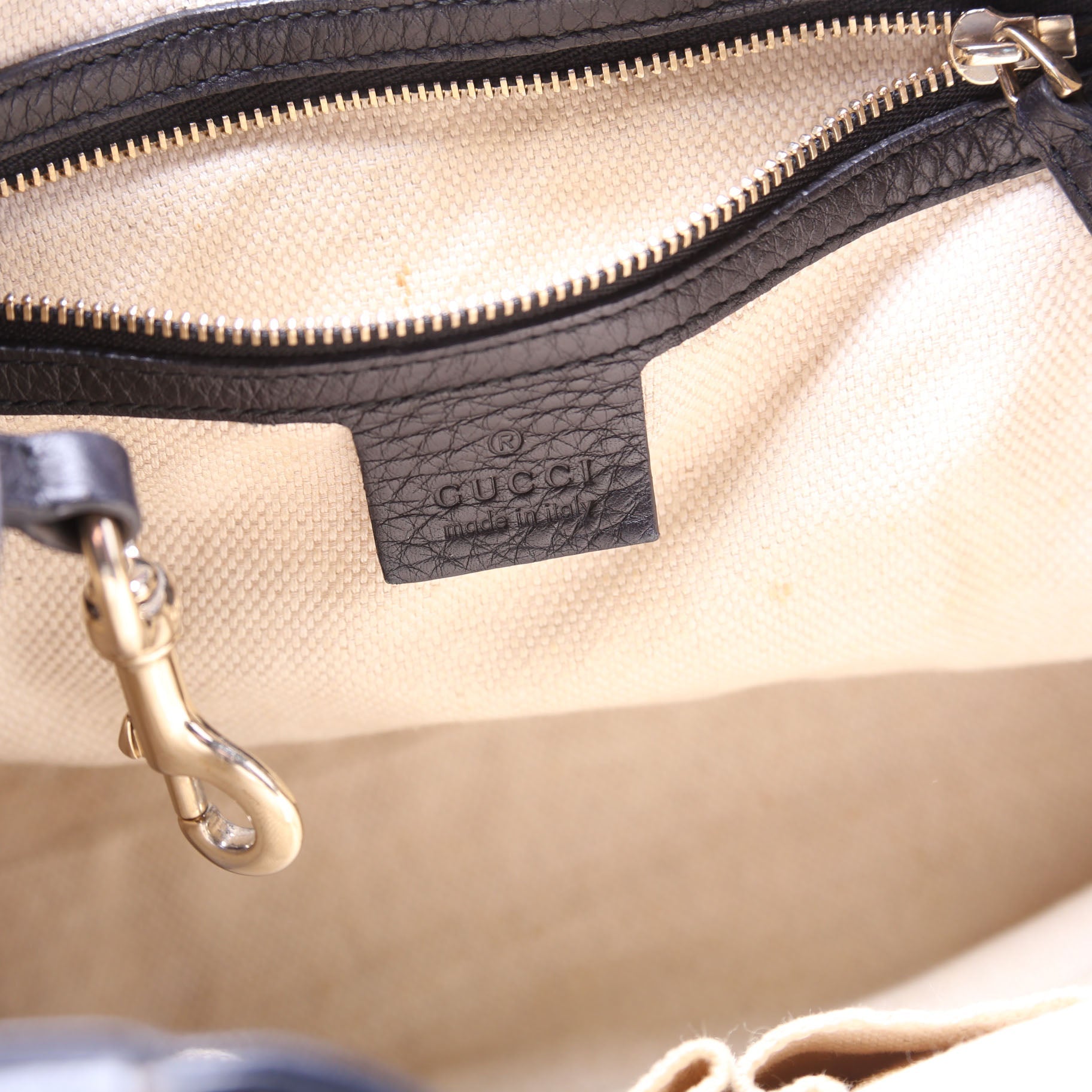 Soho Leather Shoulder