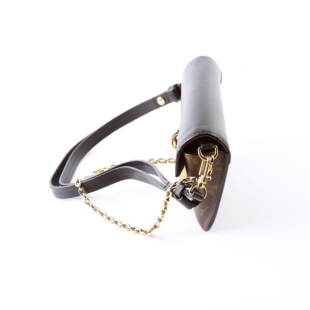 Padlock on Strap Monogram