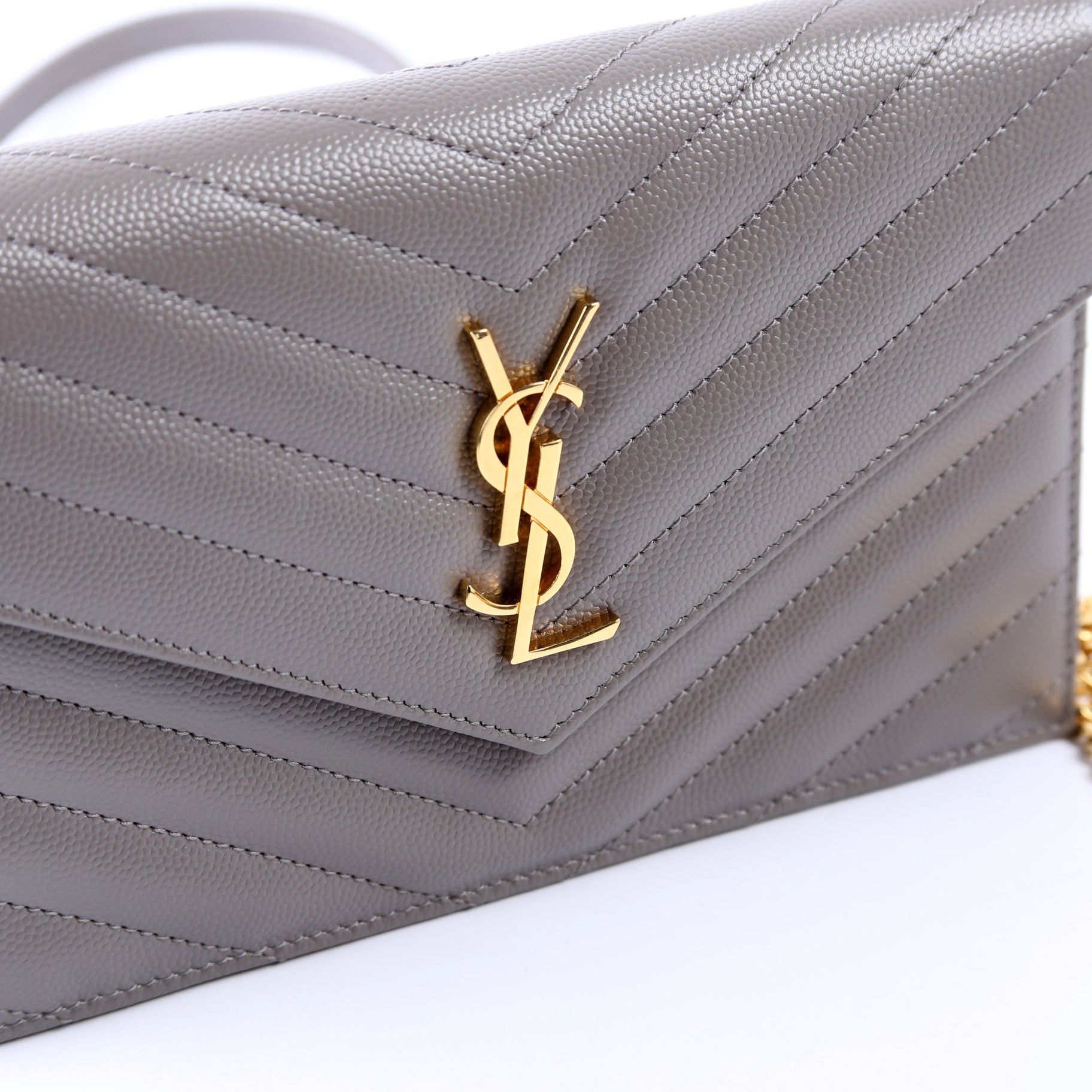 Envelope Chain Wallet 393953 Grey