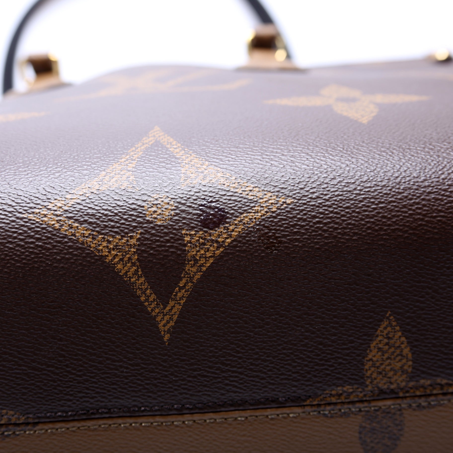 ONTHEGO MM Monogram Reverse
