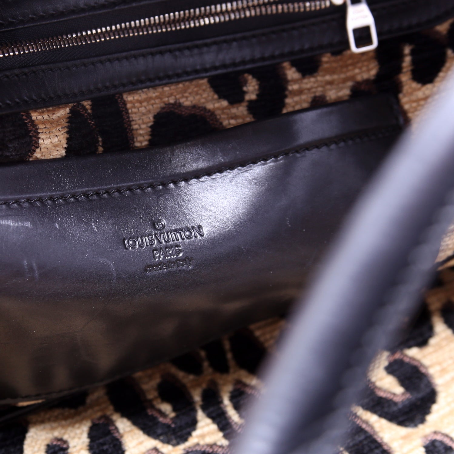 Frontier Leather Suitcase Black