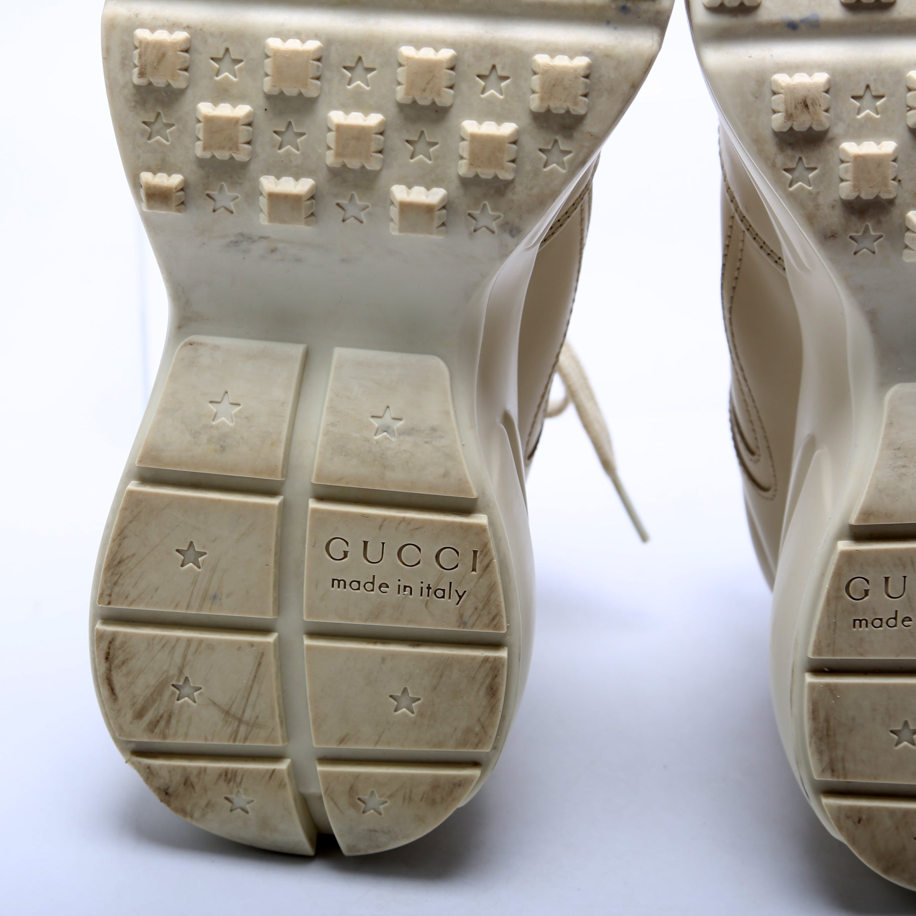 Rhyton Logo Sneakers Size 36.5 Cream