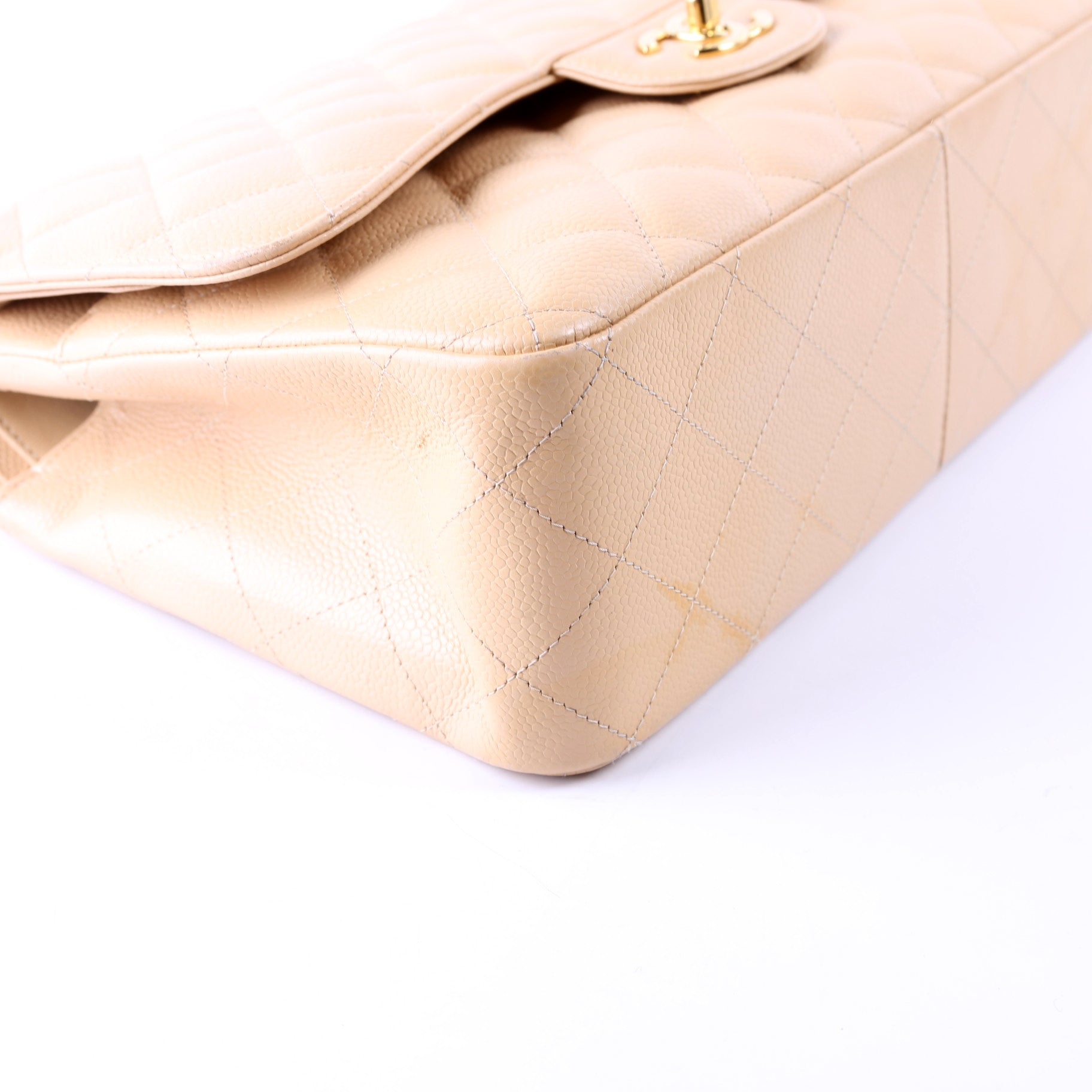 Classic Flap Jumbo Caviar 30M Tan