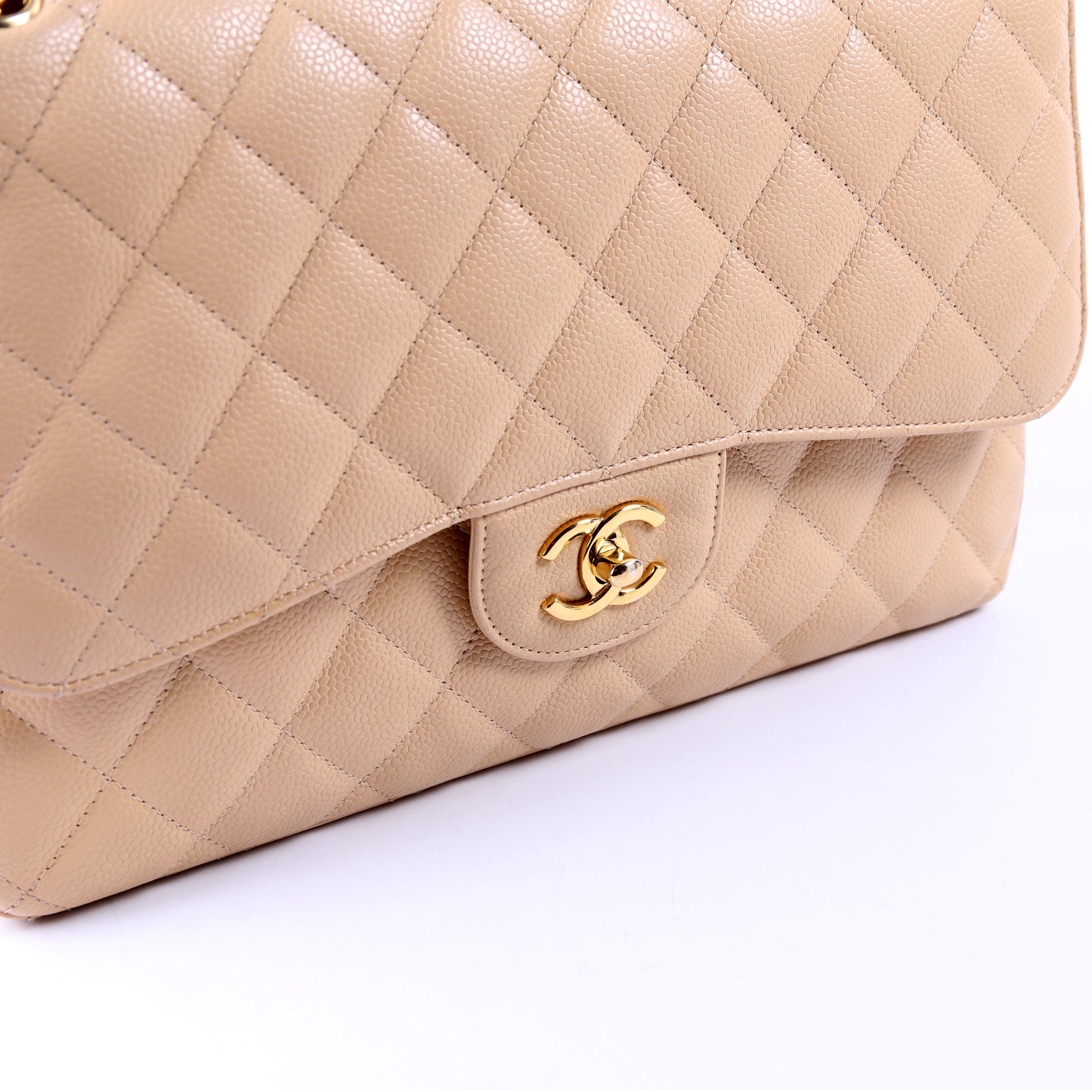 Classic Flap Jumbo Caviar 30M Tan