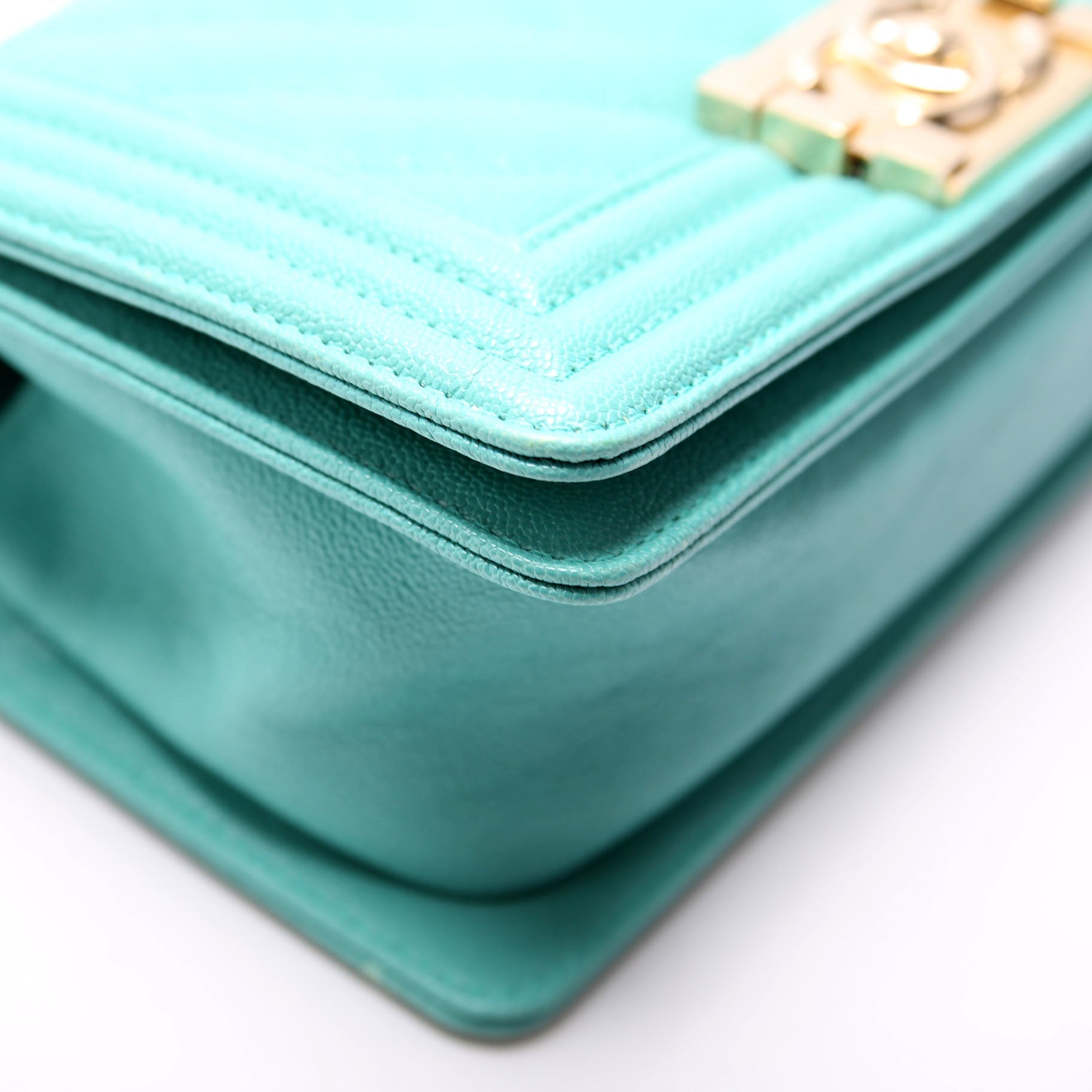 Boy Flap Small Chevron Caviar 27M Teal