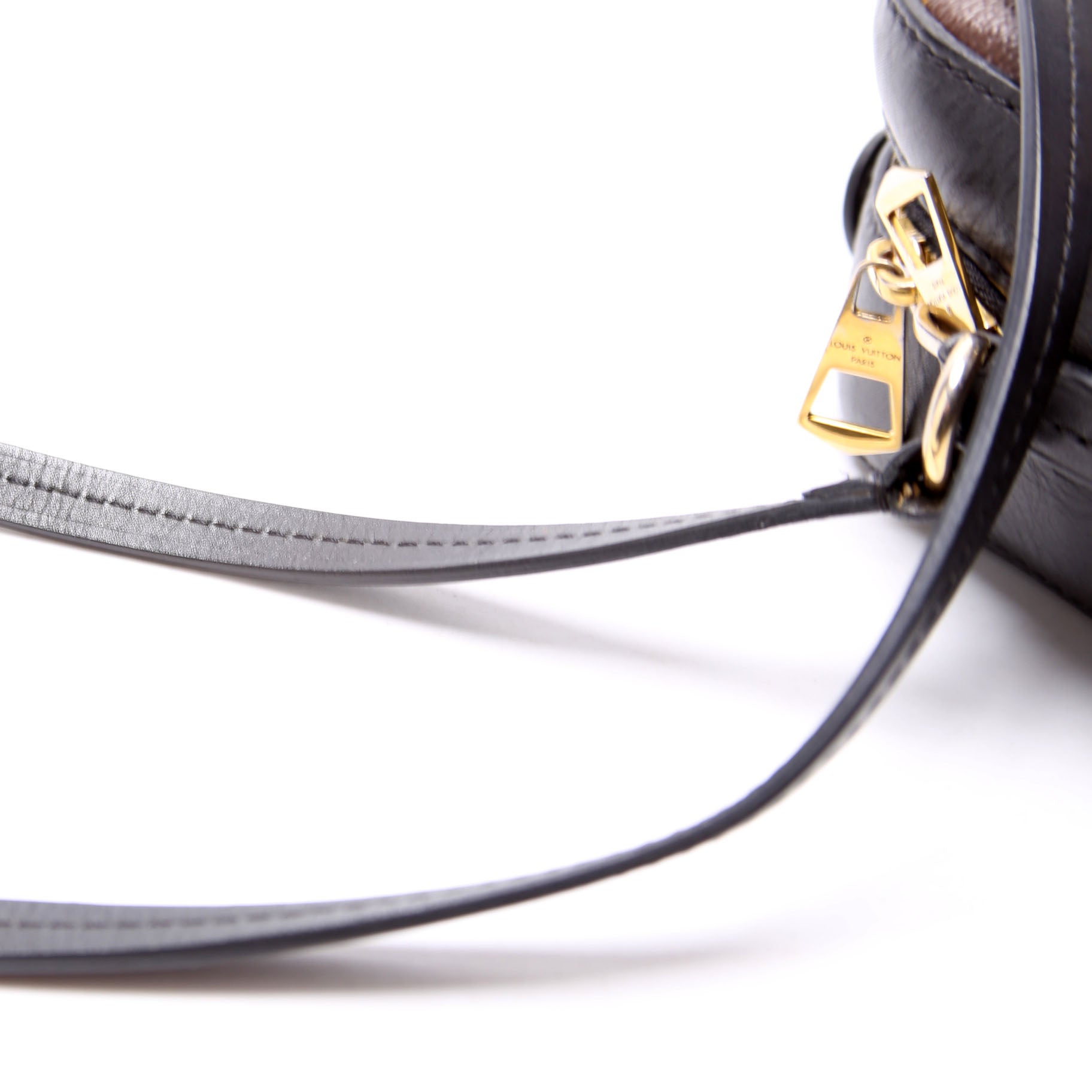 Saintonge Monogram Black