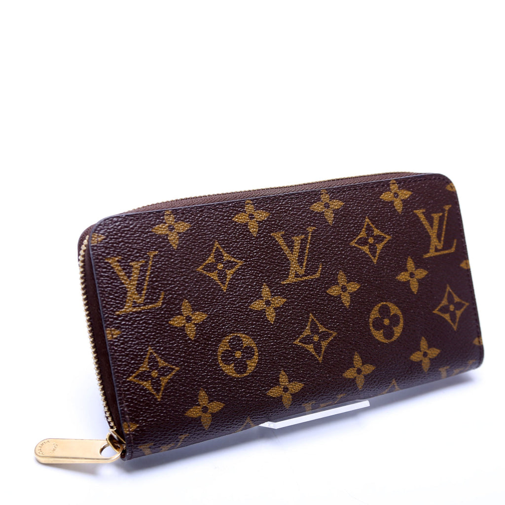 Zippy Wallet Monogram